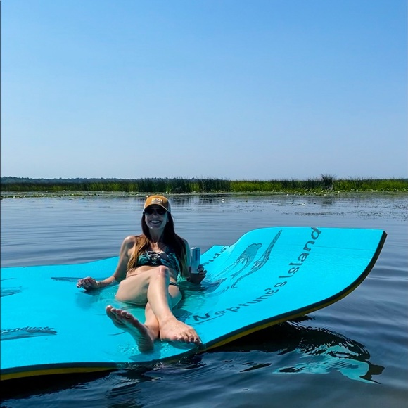 Meet your Posher, Anna - Picture 1 of 1